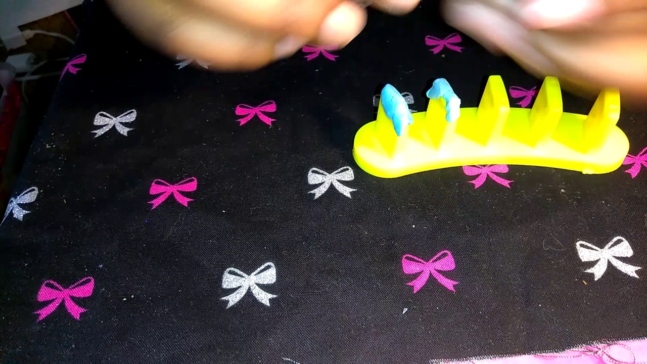 DIY how to make your own Nail Art Stand/Sticks | for Fake Nails & Practice
