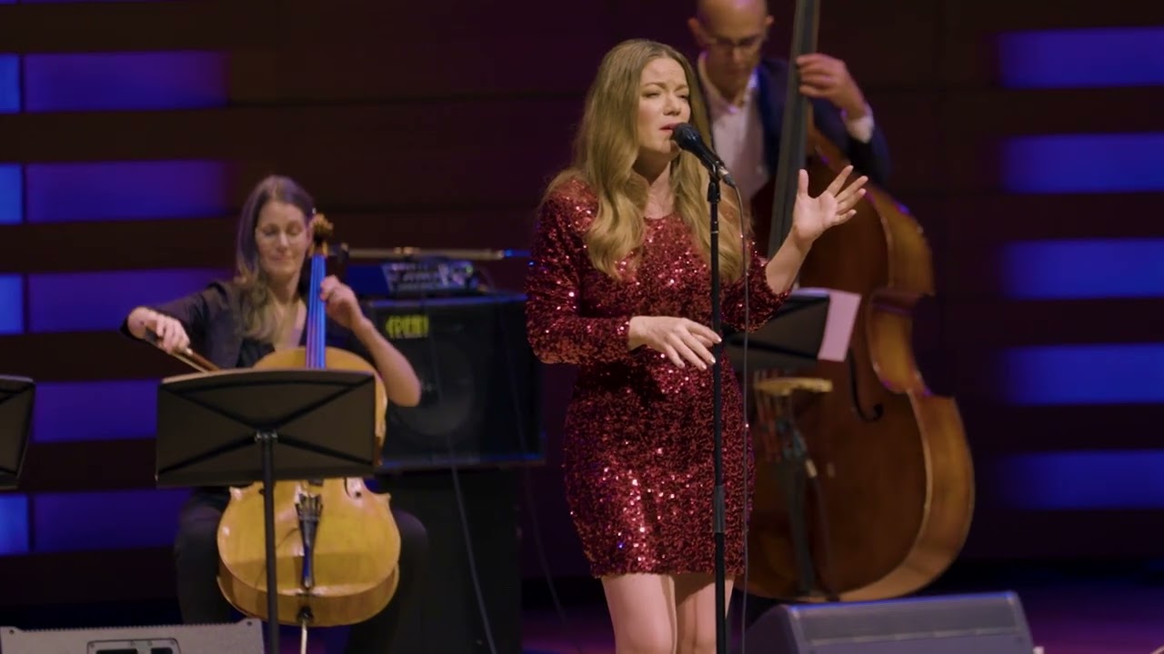 Emilie-Claire Barlow - Sleigh Ride (Live) at Koerner Hall, Toronto