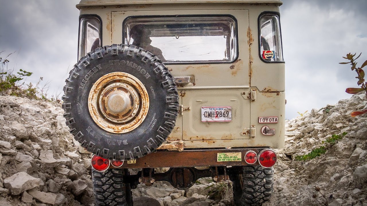 RC Scale 4x4 Truck Off Road - RC4WD Toyota Land Cruiser
