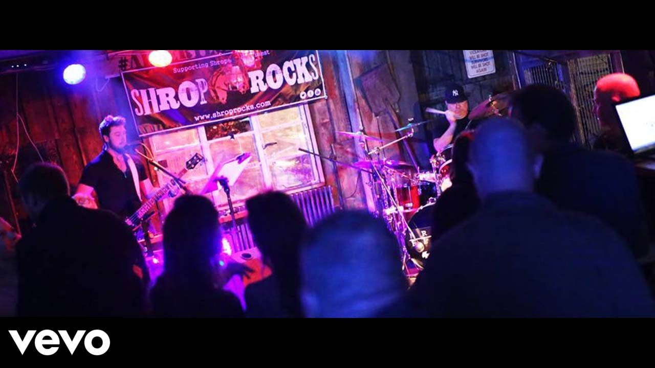 UNREALBLOOD LIVE AT THE STATION!! Come On Over (Royal Blood Tribute)
