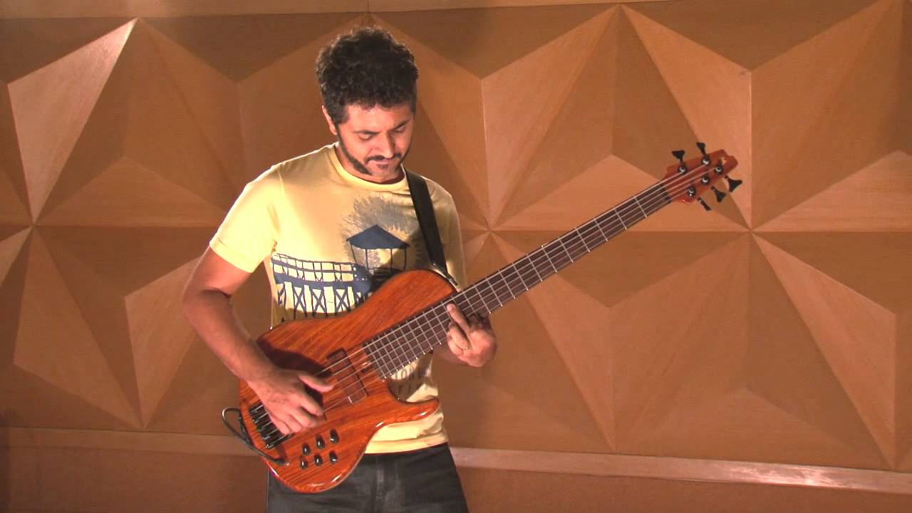 Human Nature - Michael Jackson (bass solo) - Filipe Marks