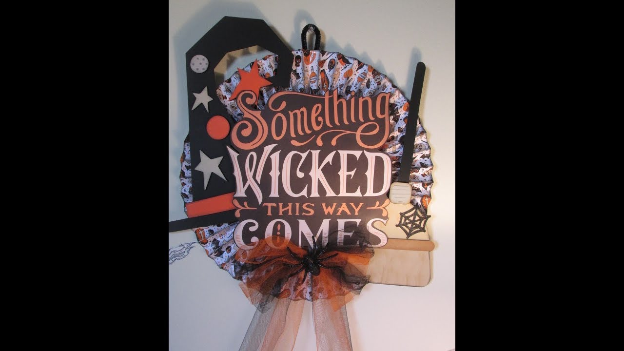 Paper Rosette Wreath/ Wall Decor #9 ~13 Haunted Projects of Halloween [2019]
