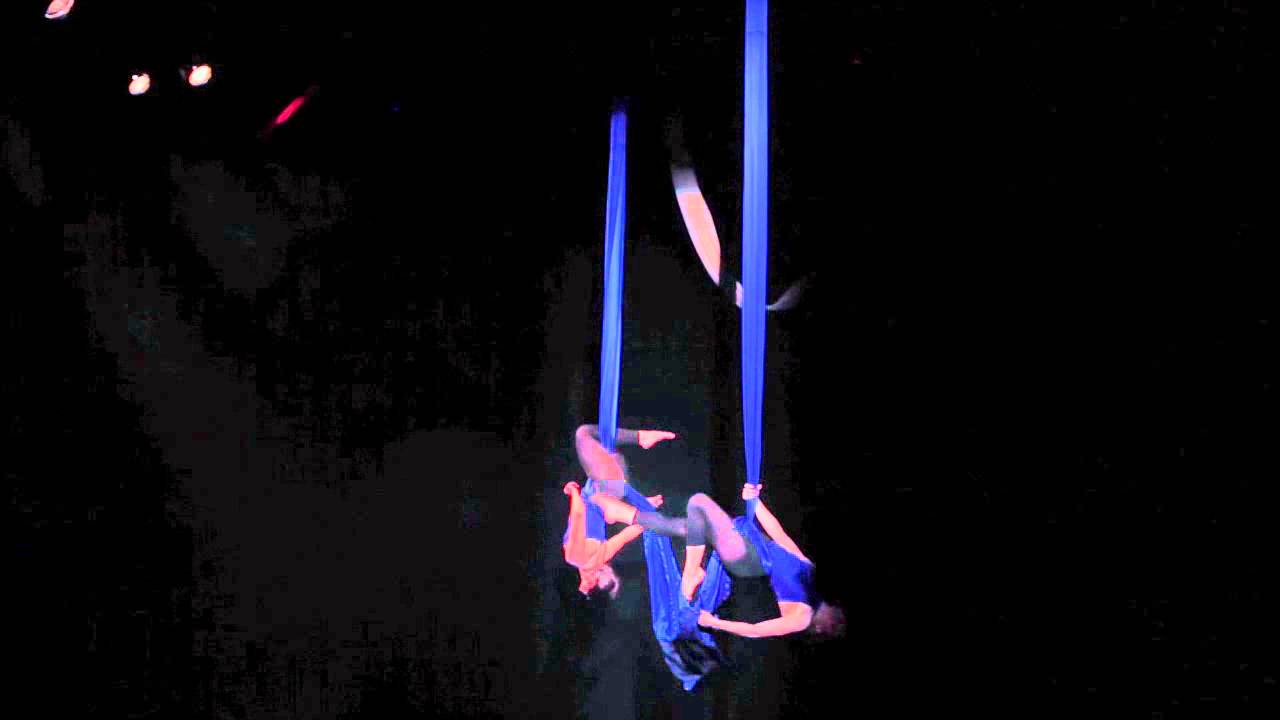 Elena & Yana form No Floor Dance Aerial Dance School (Russia)