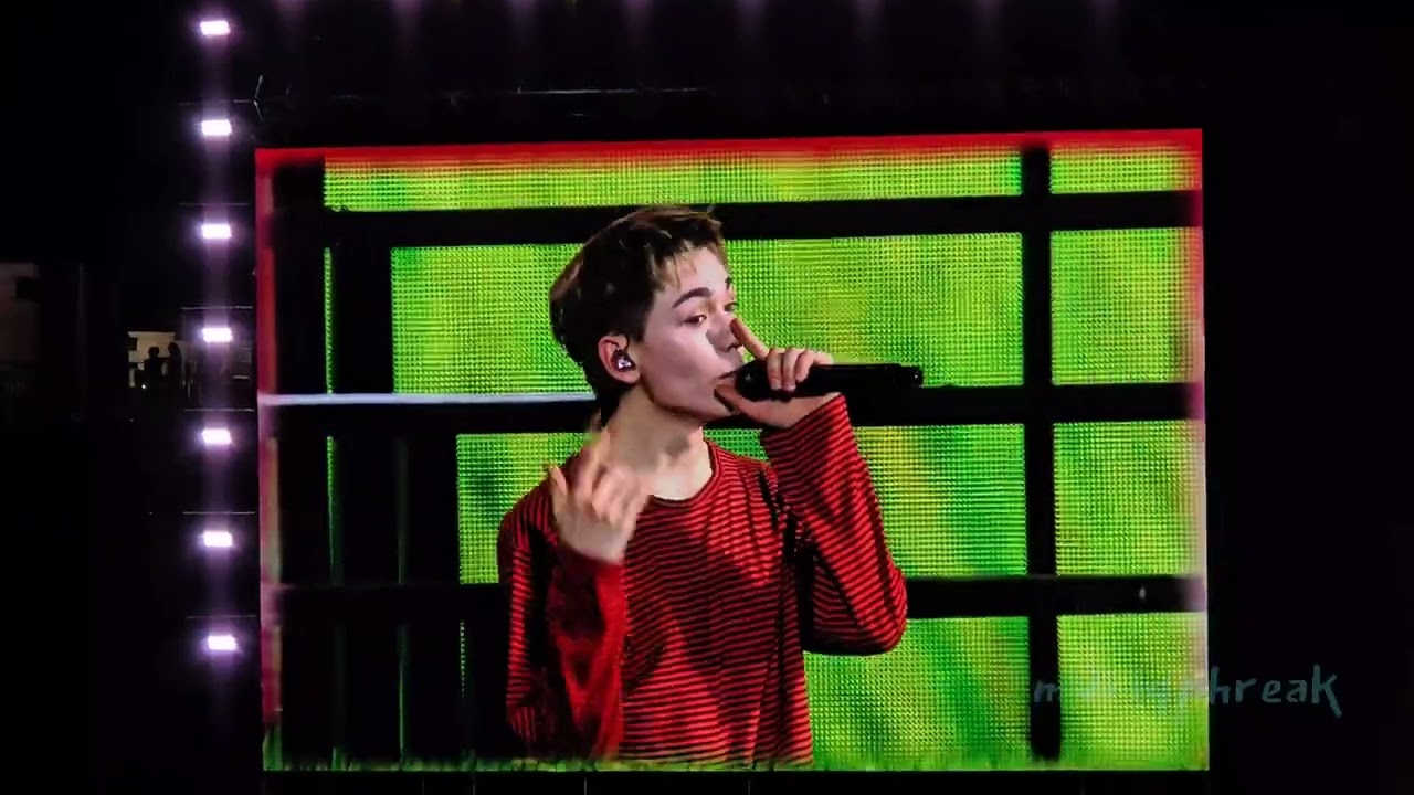 To You 소용돌이 - Seventeen 세븐틴 (_NEW in Singapore 260307)