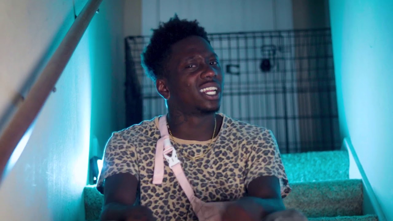 Tayblit Holey Moley (official video)