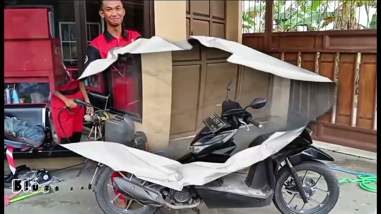HOW TO WASH MOTORCYCLE (HEXENZIRKEL GROUP)