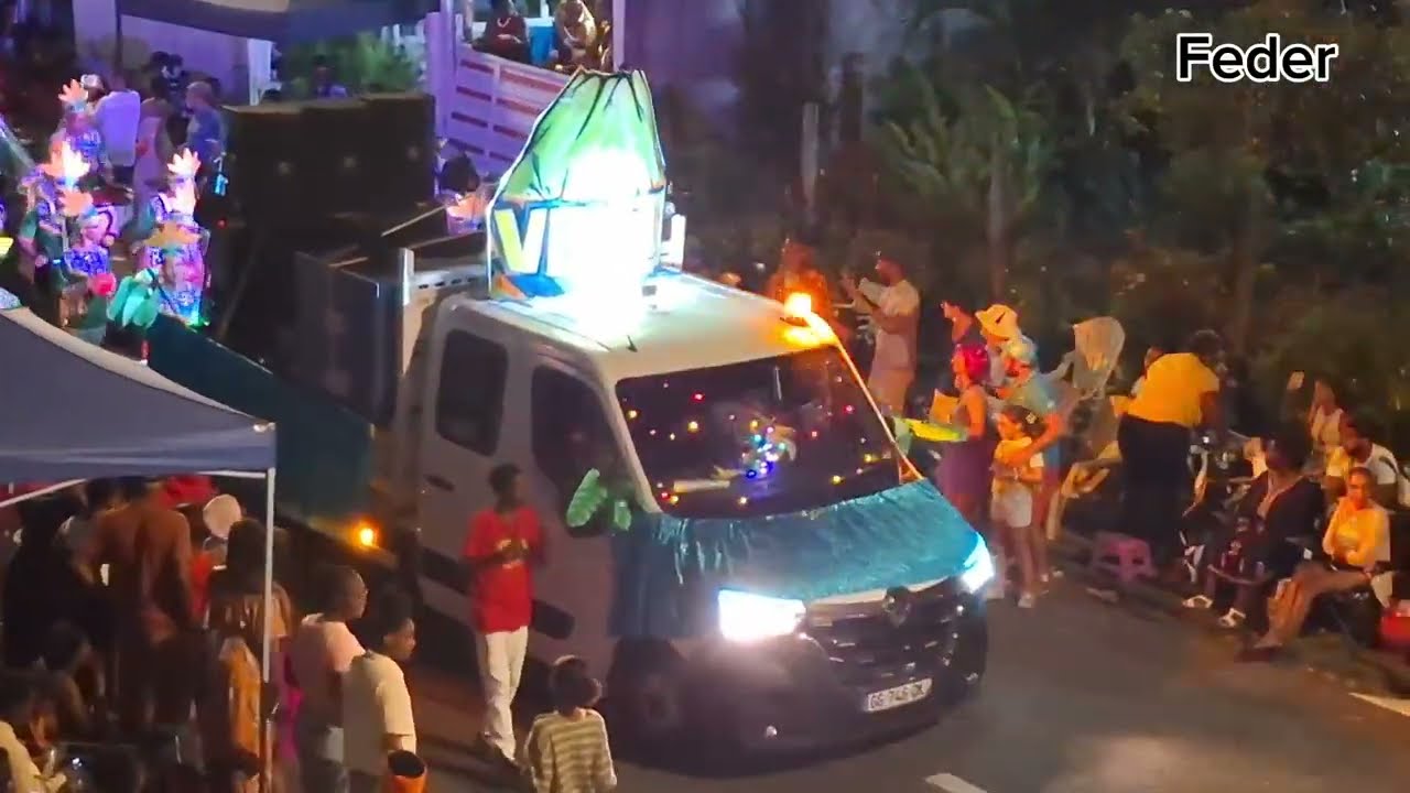 Carnaval intensité maximale dans les rues