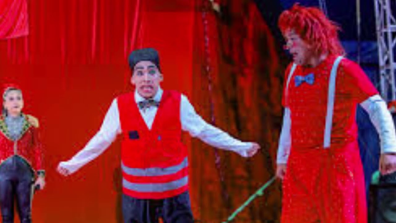 El circo de Bedrock: cuando el espectáculo se co| Os Flintstones LATINO CAPITULOS COMPLETOS  REVISAR