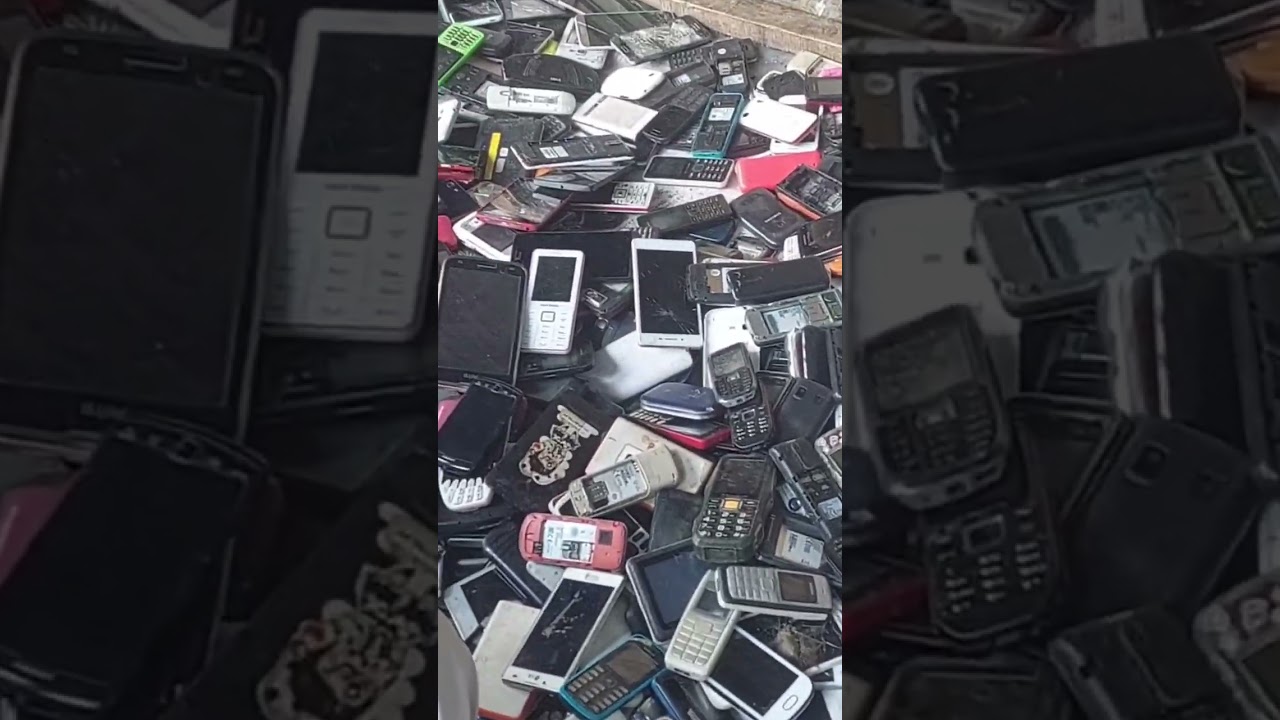 Gila.  Ada  Tumpukan HP Bekas di Pasar Loak Jatinegara @pasarkita243