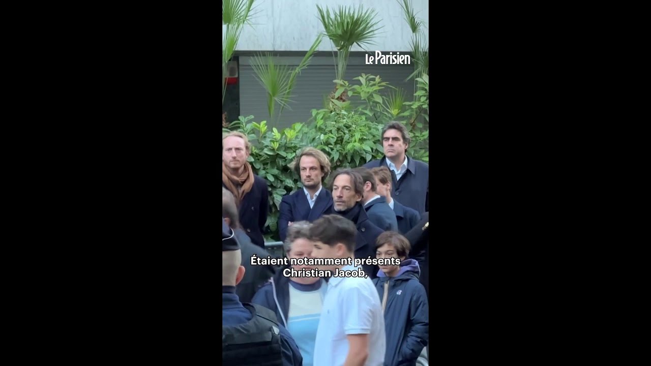 Le bain de foule de Nicolas Sarkozy avant incarc&eacute;ration