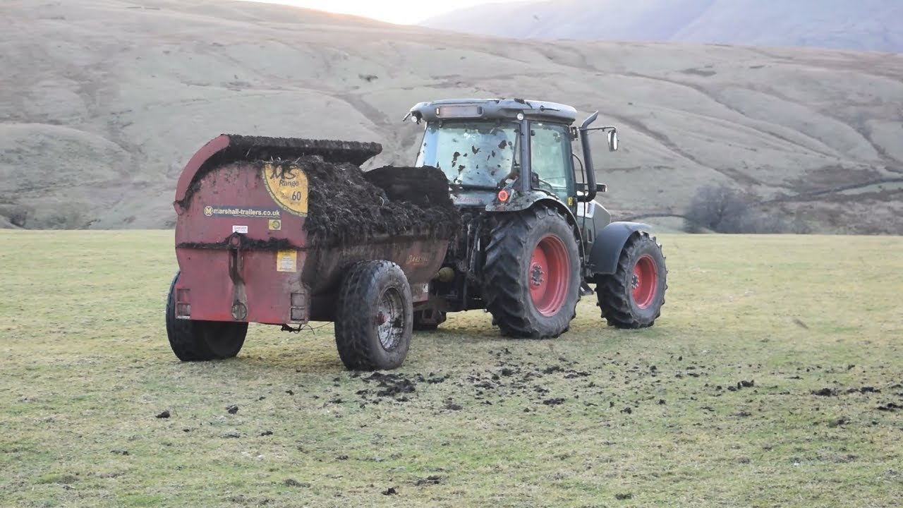 Farming Life Episode 85: Spreading muck with the hurlimann XM.K 90