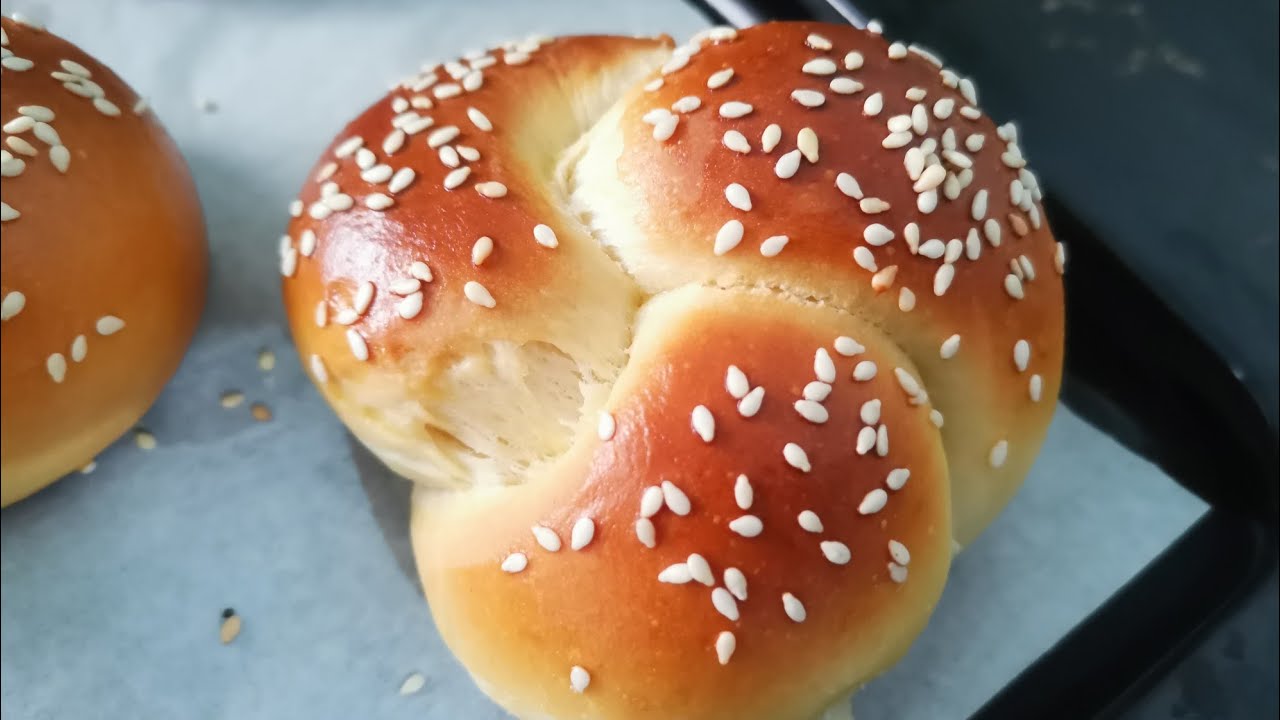 HOW TO MAKE EASIEST CHALLAH BUNS RECIPE