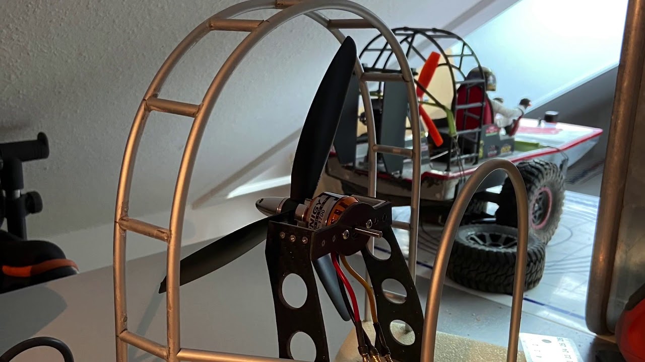 Homemade 1/6 Brushless RC Airboat