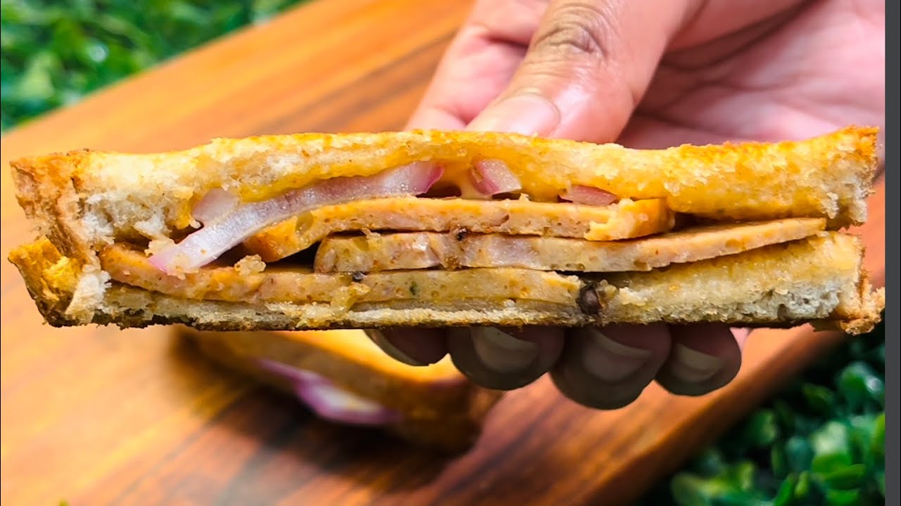 Salami Sandwich | Chicken Salami Sandwich | Easy Breakfast Recipe | Sandwich Recipe