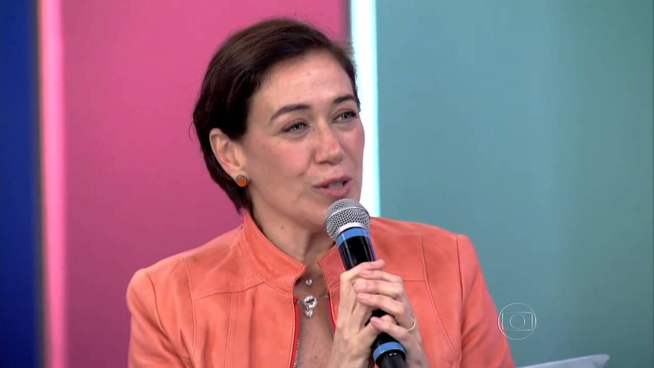 Lilia Cabral está preparada para encarar um futuro namoro da filha - Encontro 24/06/2013