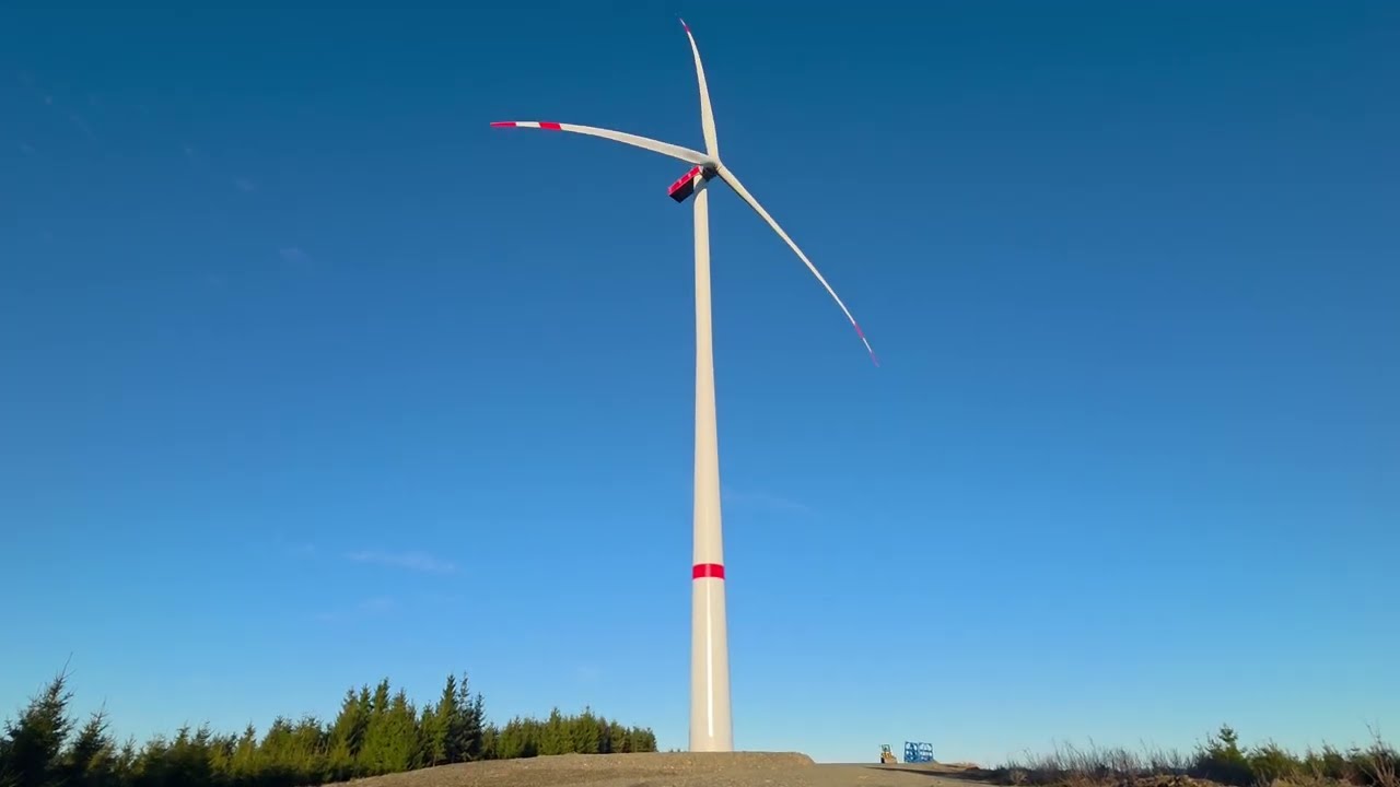 Die Enercon E-175 EP5 E1 auf dem Hömberg bei Calle am 25.02.2026