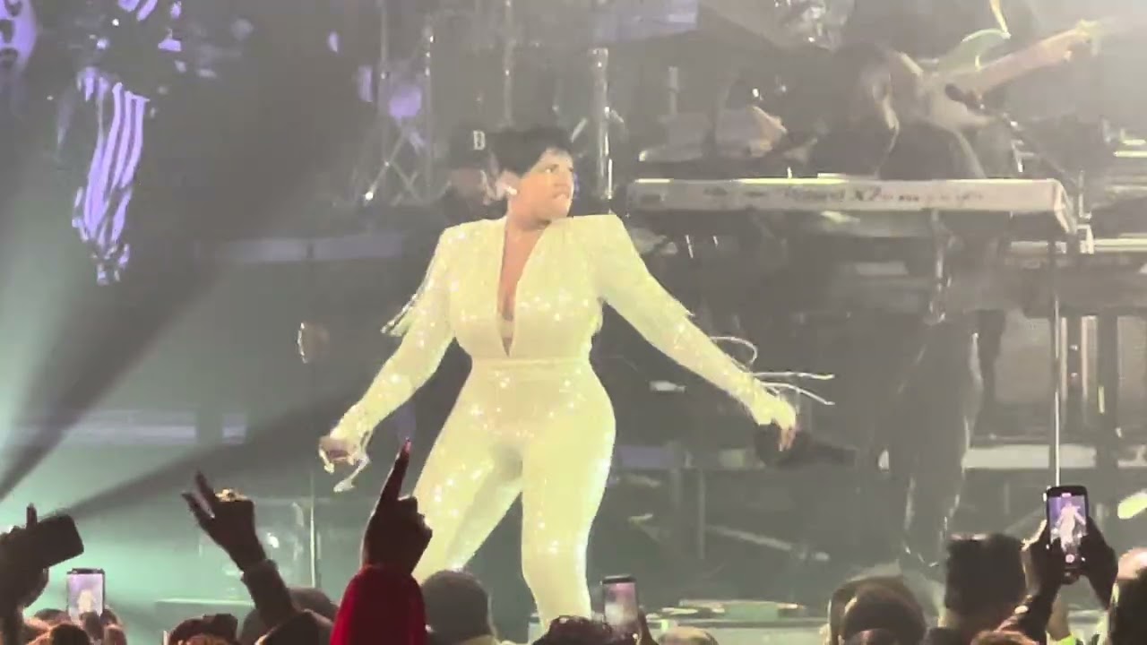 Fantasia - Free Yourself (Live) 