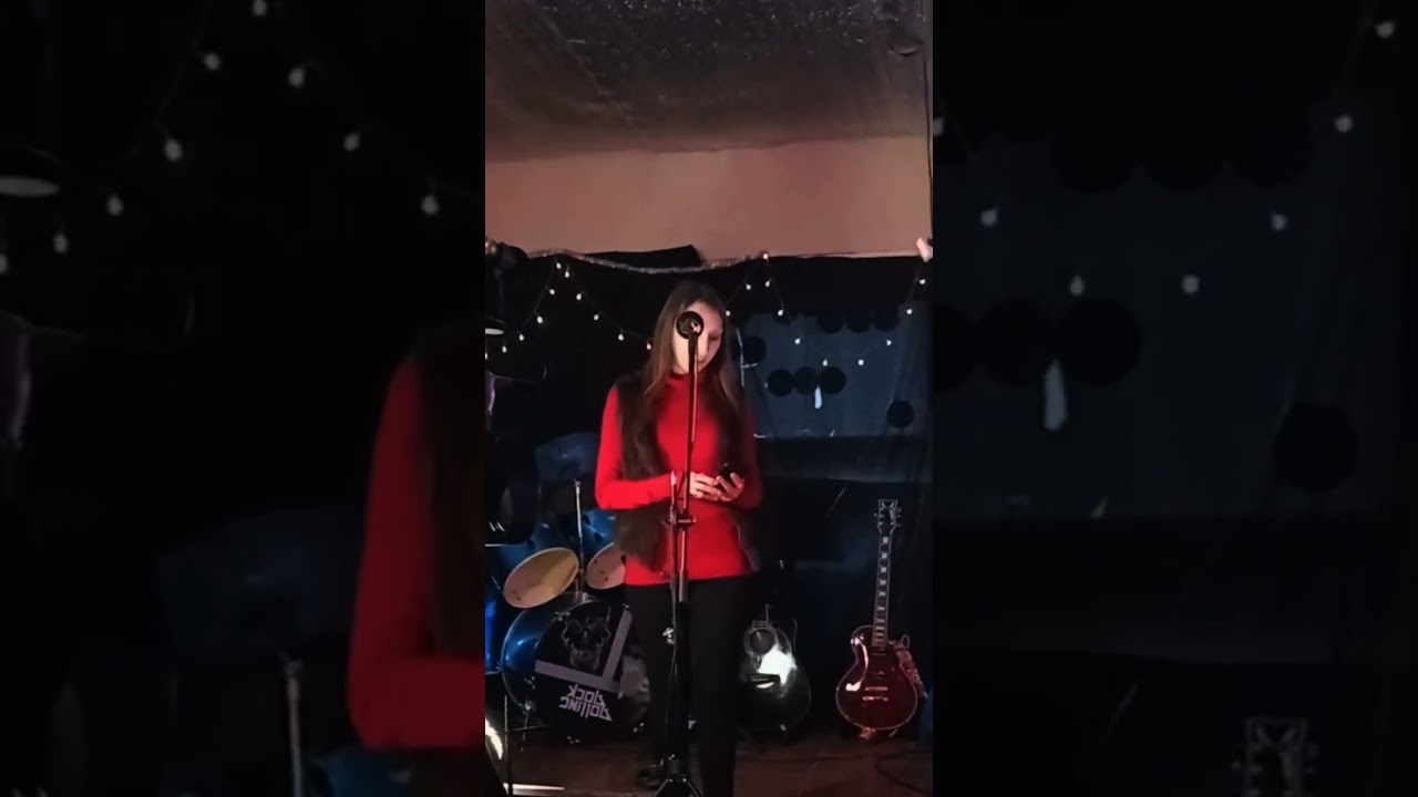 Читаю свои стихи ♡ любительское видео без ИИ-обработки. Оксана Поповская