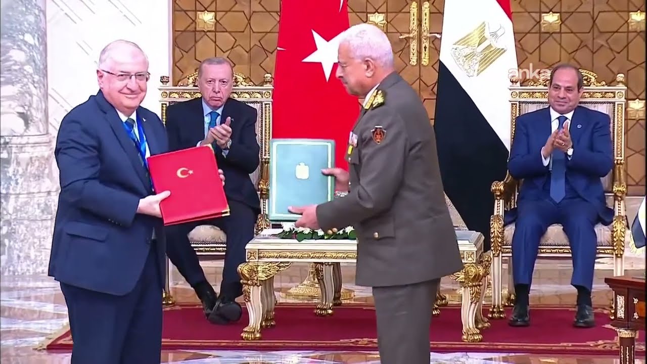 Erdoğan, Mısır Cumhurbaşkanı Abdel Fattah El-Sisi‘yle ortak basın toplantısı düzenliyor / Mısır