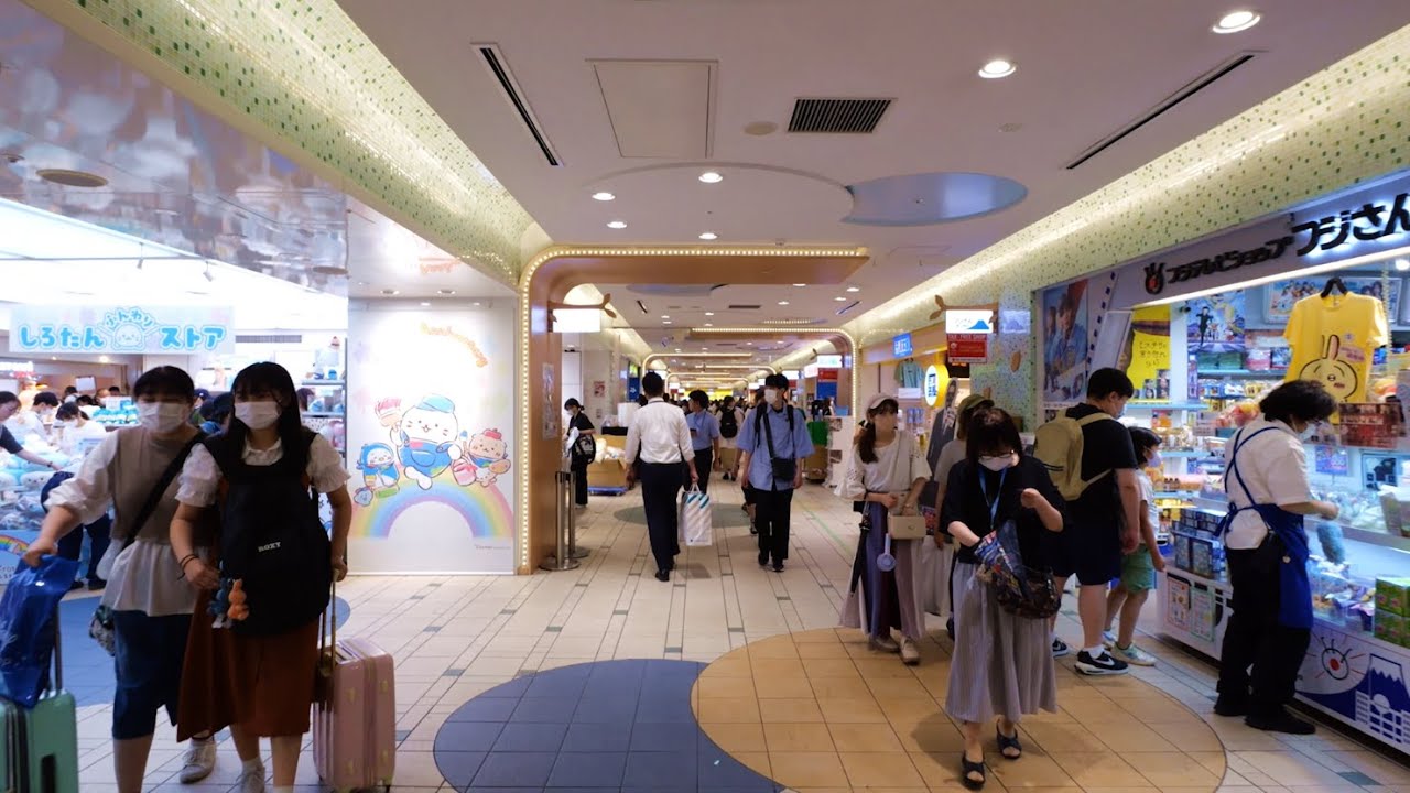 4K Tokyo Station Walking Tour - Explore Tokyo's Grand Transportation Hub 🚶‍♂️🚆