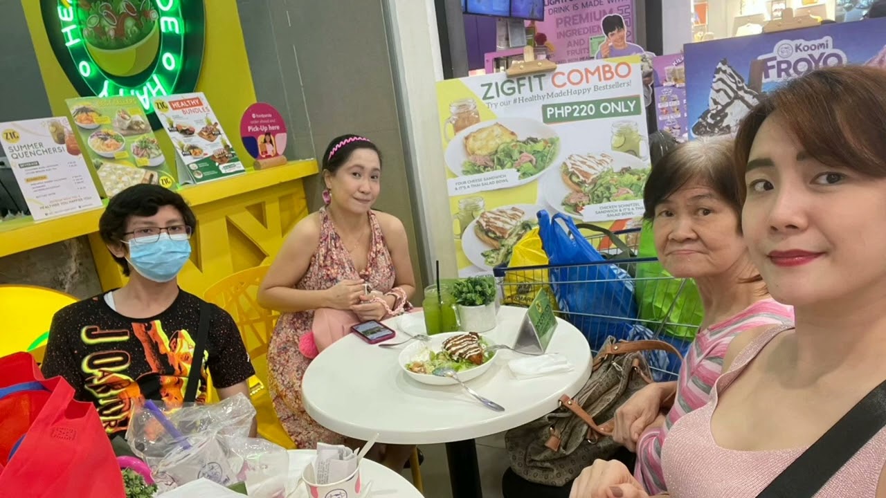 dinner #shortvideos #dinner #shabushabu #seafood #chicken #vegetables  #hotpot  #familyvlog #family