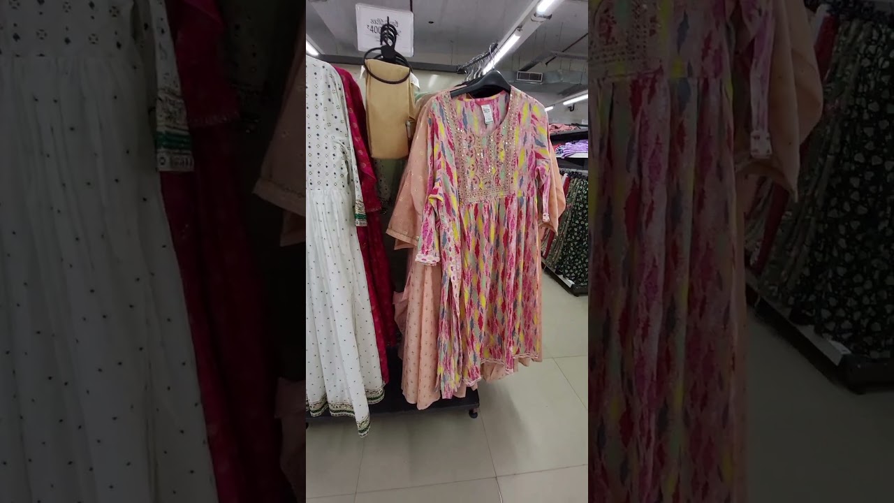 vishal mega mart shopping 🛍