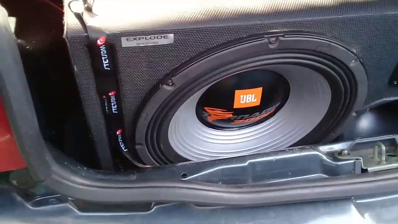 Caixa trio tornado 3000