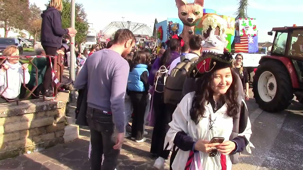 Carnevale Pontercorvese 2025 con video e foto inedite fino all'inizio dell'incendio (v. beta) parte1