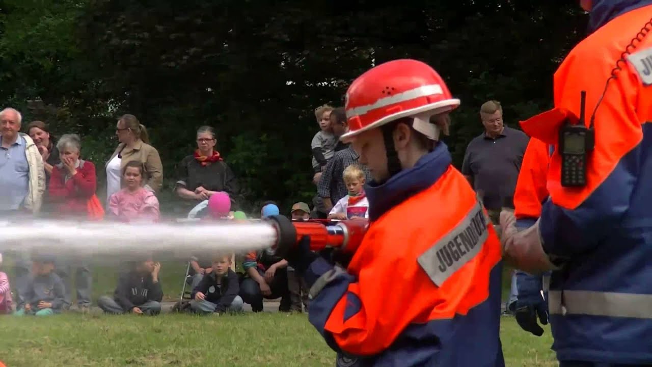 hamburg hummelsbüttel jugendfeuerwehr im einsatz