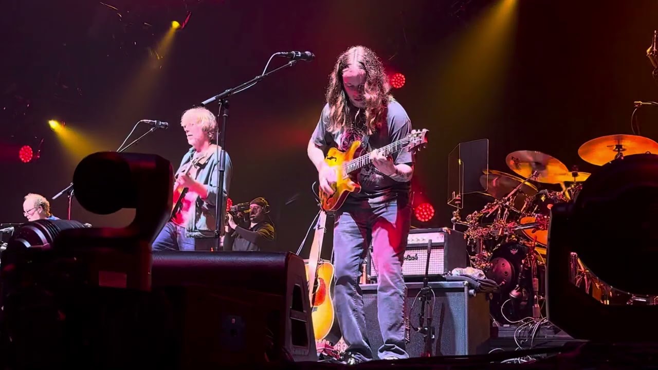 Phish with Billy Strings 8/6/24 “Carini” at Van Andel Arena in Grand Rapids,MI