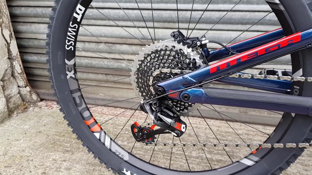 2019 Nukeproof Mega 275 RS in Blueberry and Red