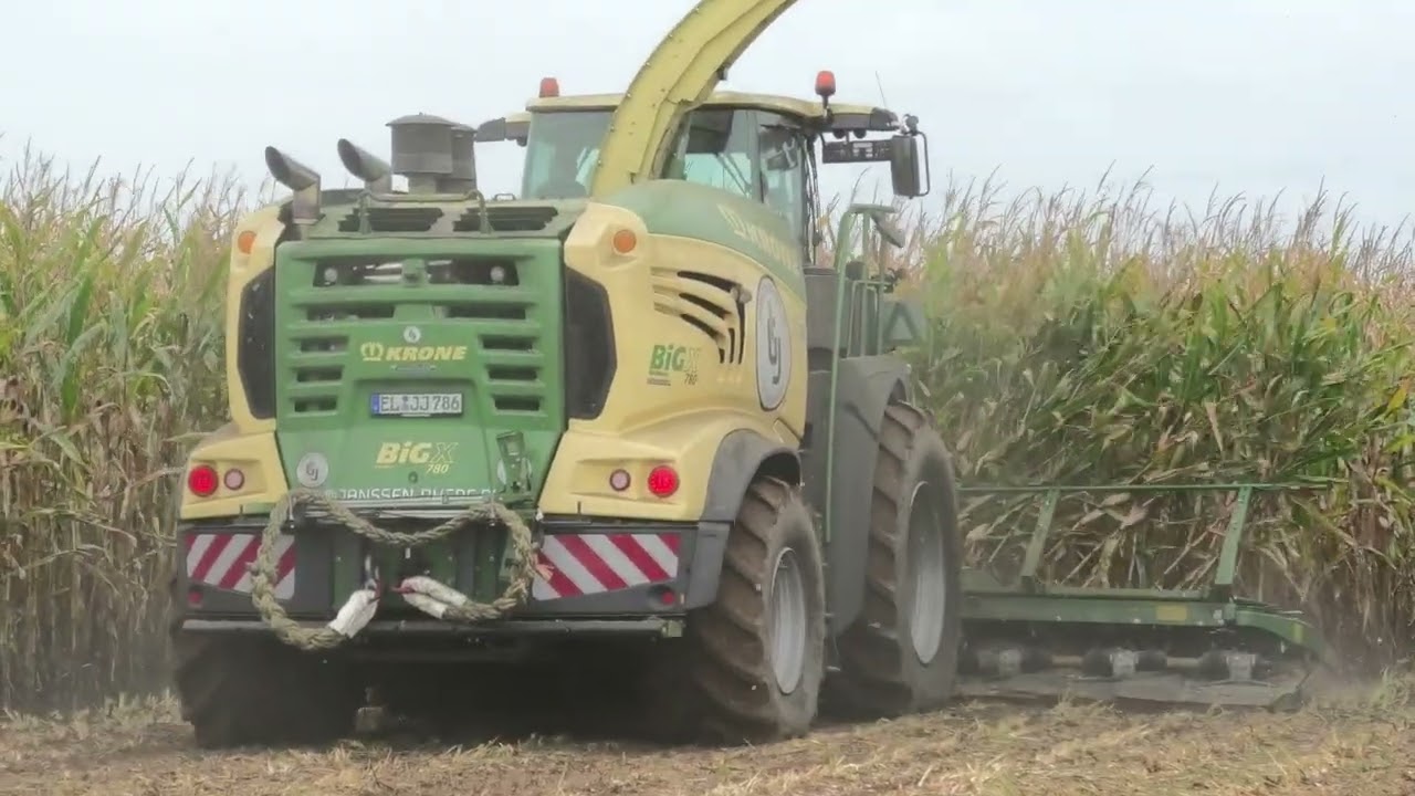 MAIS HAKSELEN MET EEN KRONE BIG X 780 MET ROTO CHOP JOHN DEERE