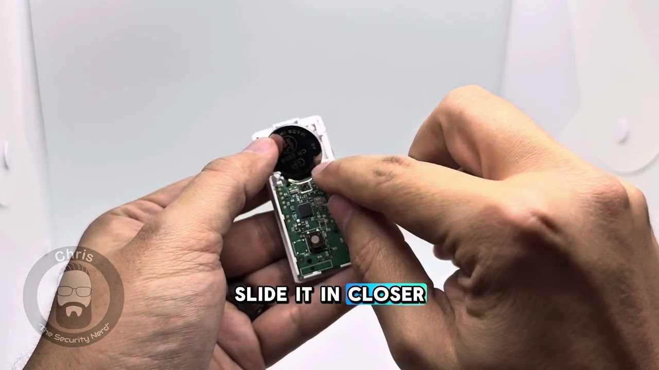 How to Replace the Battery in a DSC PowerG Vanishing Door/Window Contact
