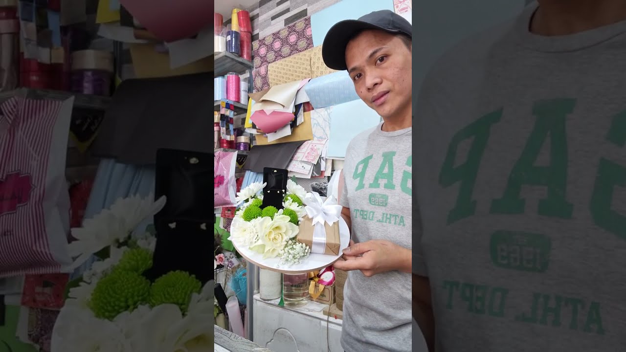 simple gift flower arrangement🥳 #simplegifts #simple #wrappingtutorial