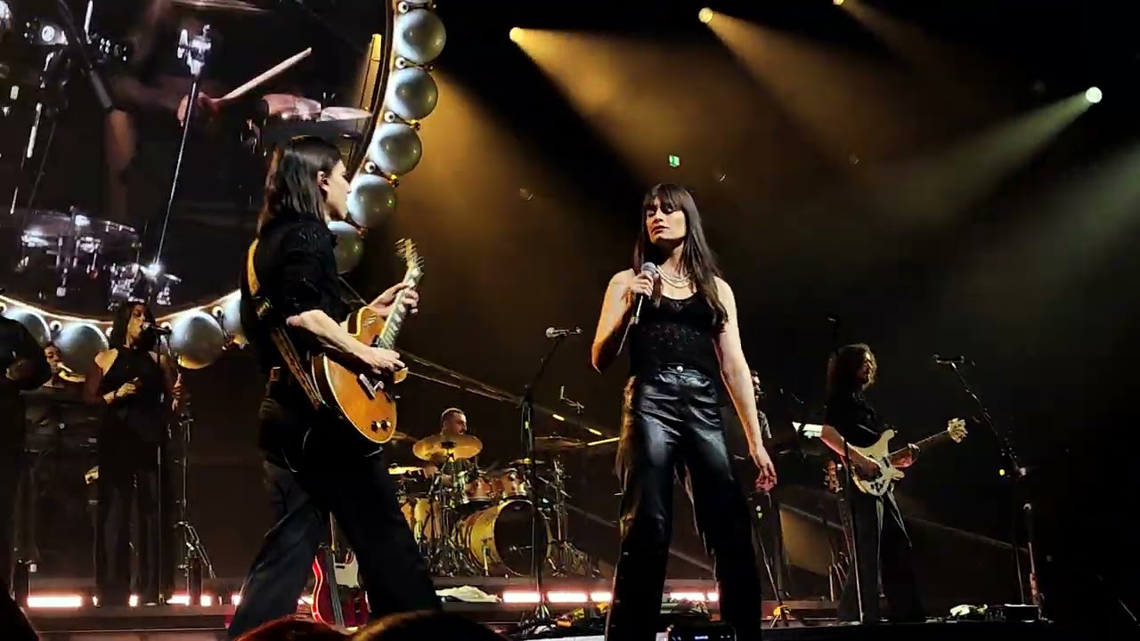 Clara Luciani : Nue Rockhal Esch-sur-Alzette 14/03/2025.