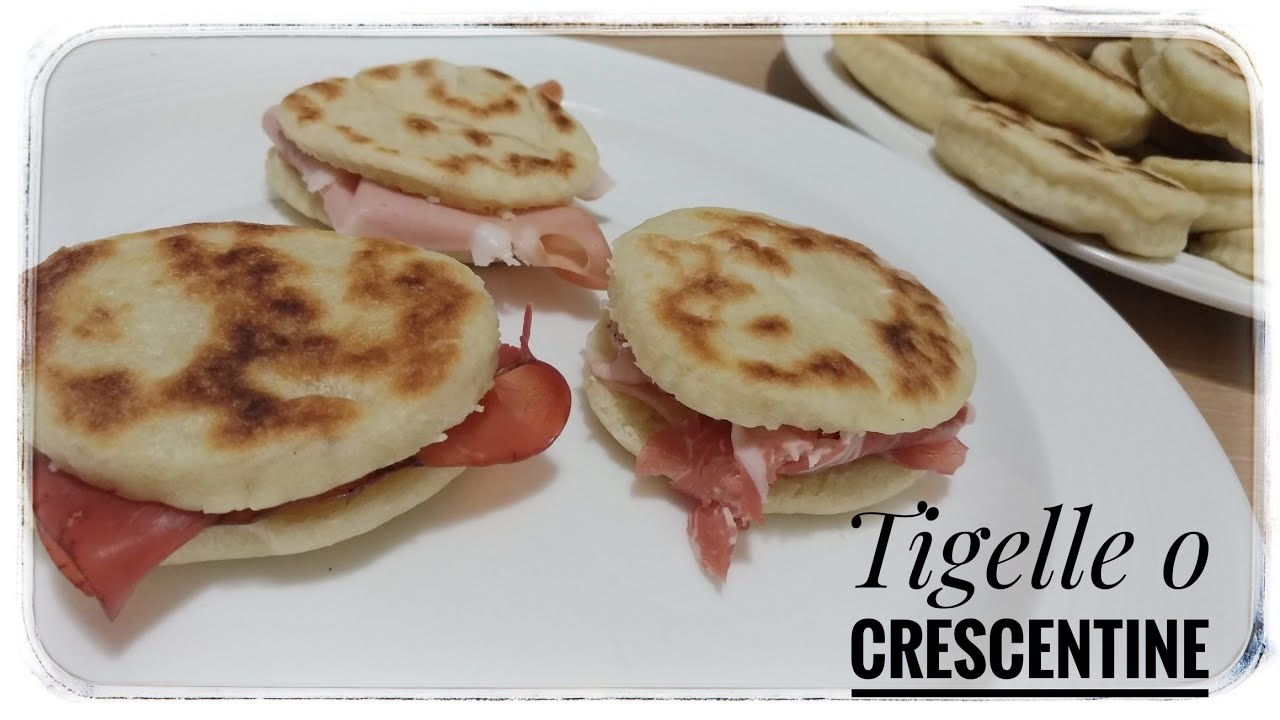 Tigelle o crescentine in padella fatte in casa - ricetta semplice