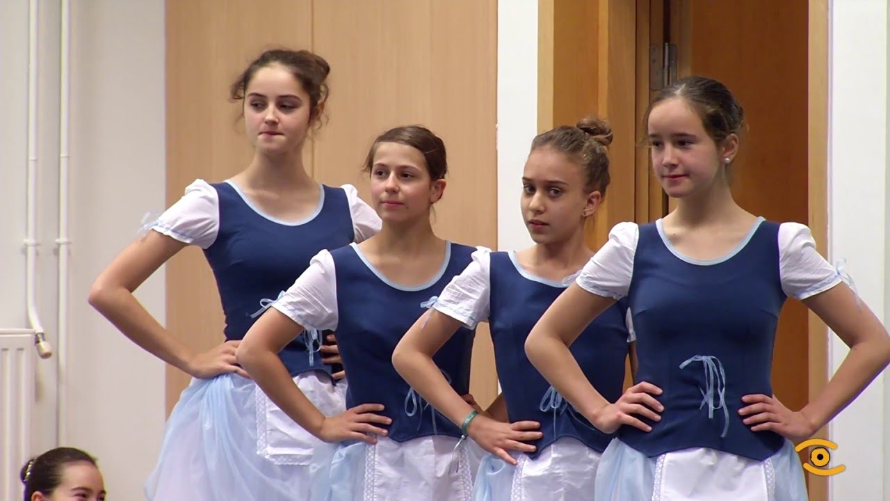 Noticia de Lugo: Ensaio xeral dos alumnos do Conservatorio de Danza para Gala en Monforte