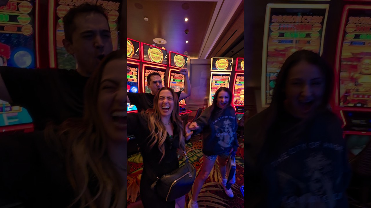 Our SCREAMING Sent Everyone Running!!! #vegas #slots #casino