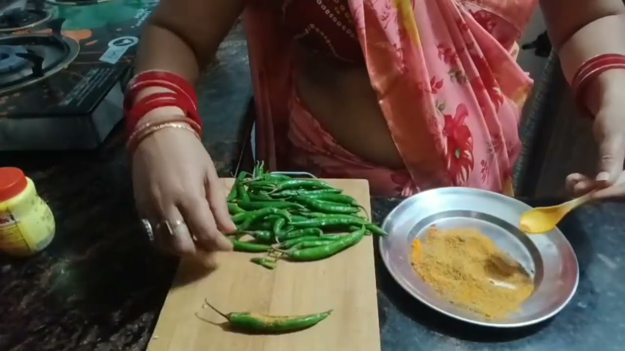 Achar ki Mirchi chhaunkne ki recipe @#please like and subscribe my channel 🙏