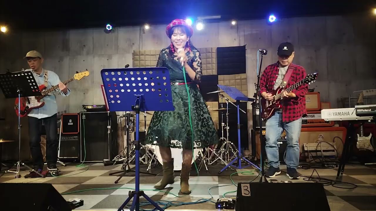 BAN BAN BAN 昼のヒットスタジオ　エコーズカフェ