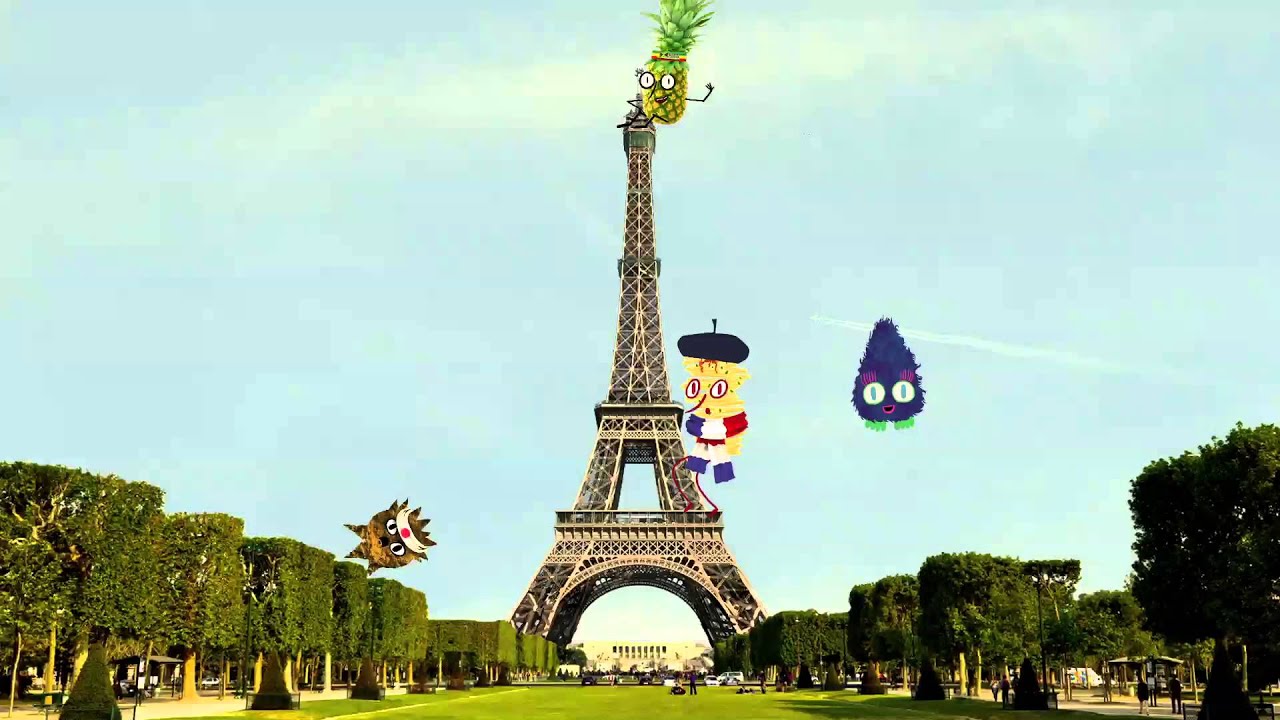 Yellow Sub Liverpool visits Paris! Oh La La!
