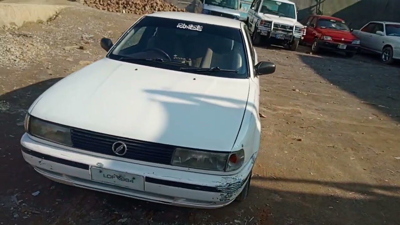 Nissan Sunny для продажи в Пакистане, модель 1991 года.