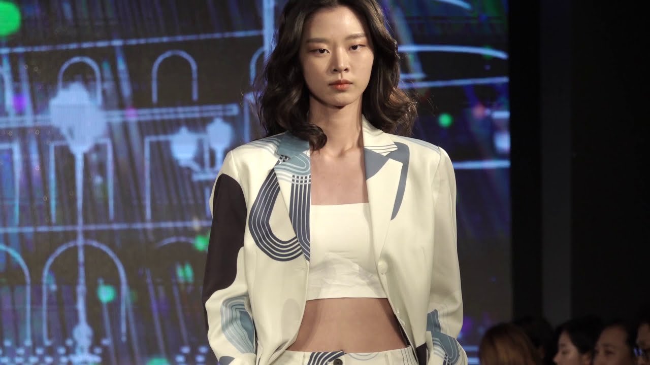 18회 동덕여대 모델과 졸업패션쇼