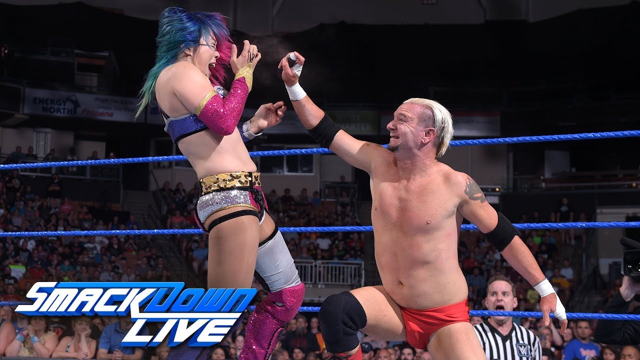 Асука собирается наказать Джеймса Эллсворта в матче &laquo;Дровосек&raquo;: SmackDown LIVE, 10 июля 2018 г.