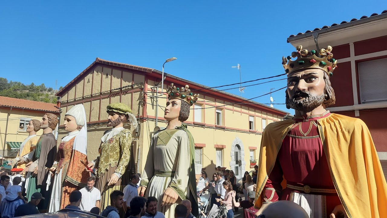 Baile de los Gigantes de la Comparsa de Villava - Fiestas de Villava 2025