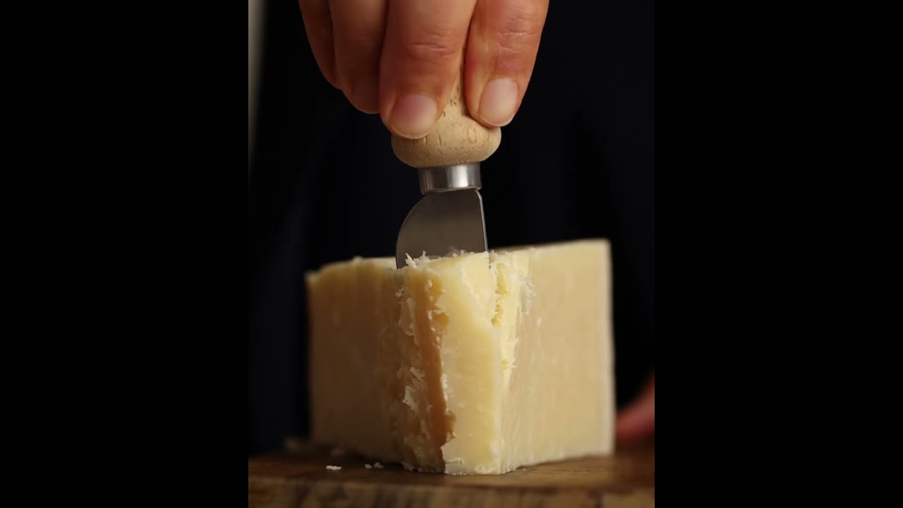 Ricette Giusti - Aceto Balsamico Tradizionale di Modena Extravecchio e Parmigiano Reggiano