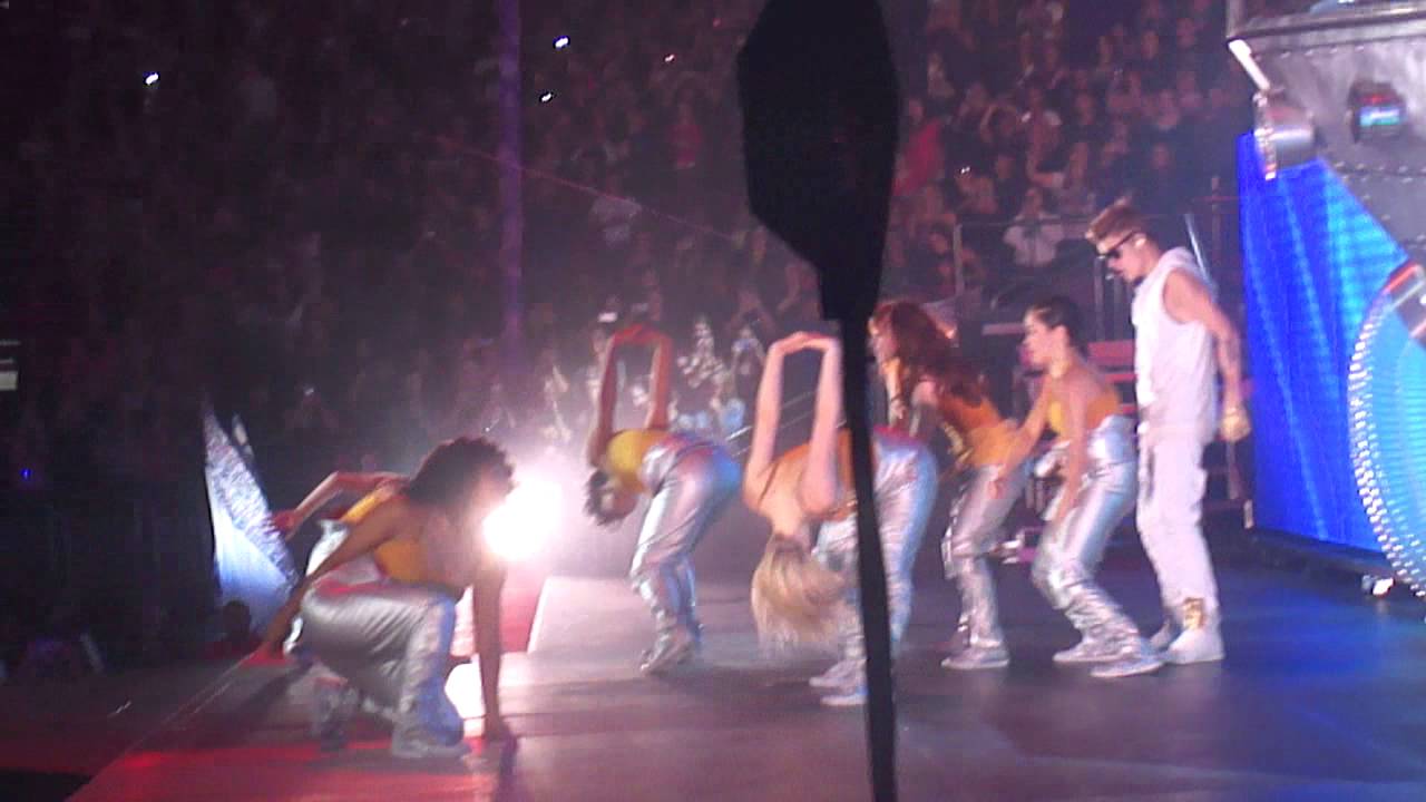 All Around the World Justin Bieber Louisville, KY November 2nd