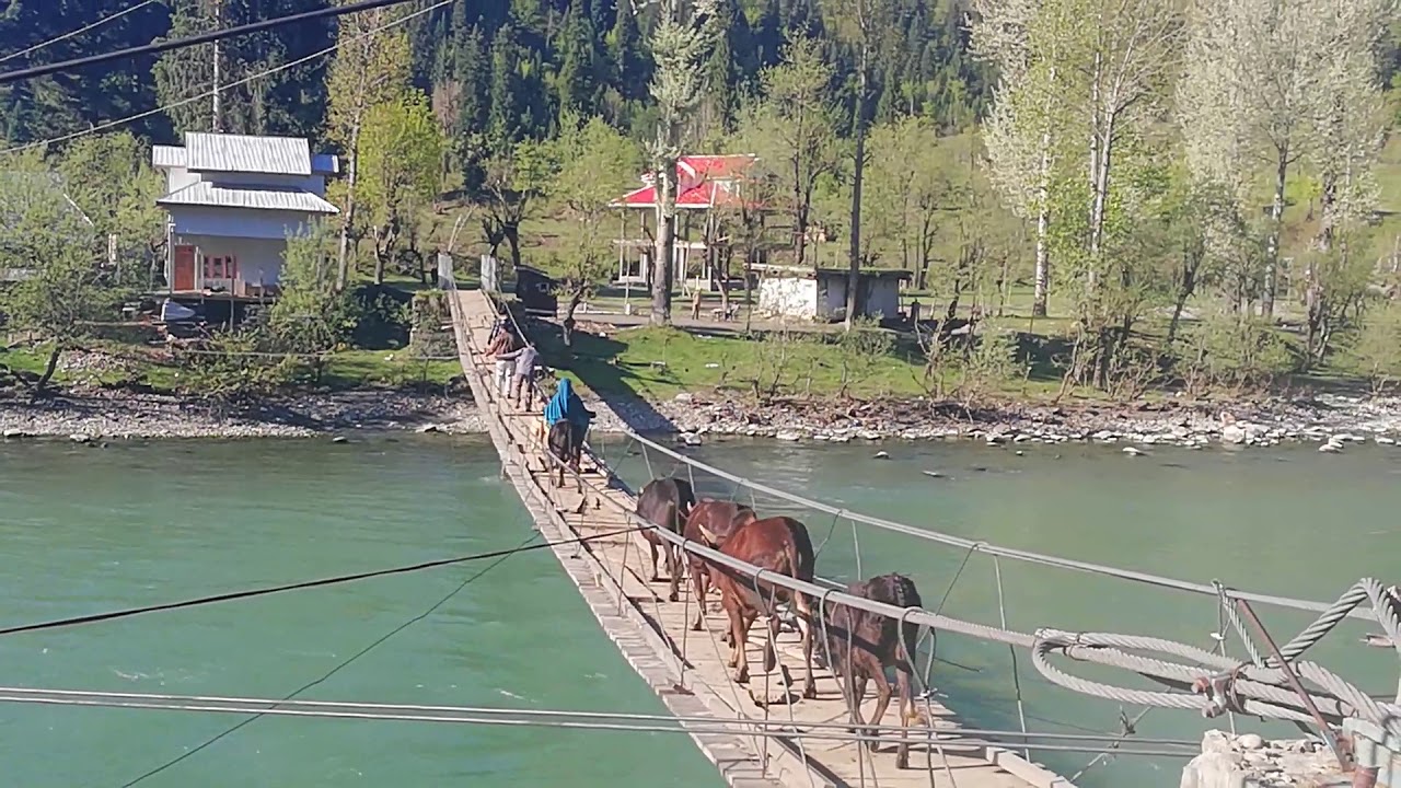 Dangerous bridge at taobat