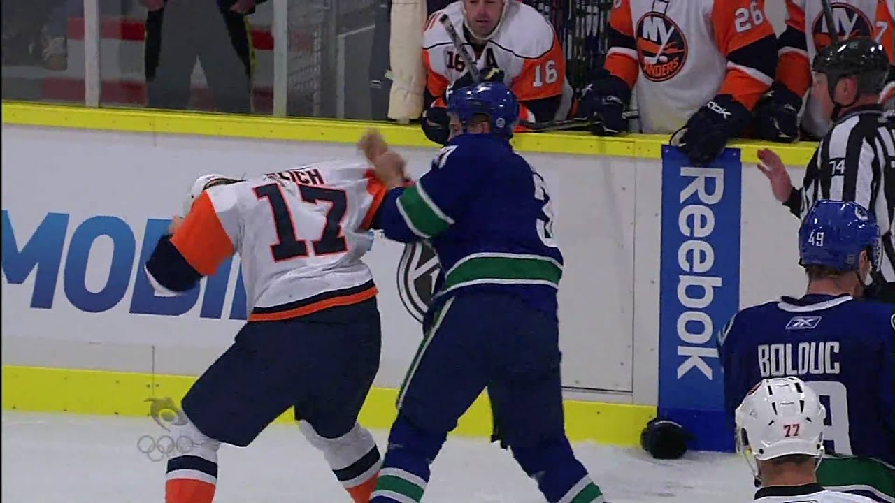 Canucks Vs Islanders - Rypien Vs Reich and Sutton - 09.14.09 - HD