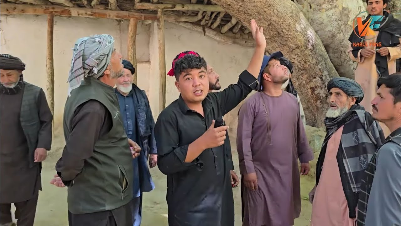 سفر بلخاب - رسیدیم به زیارت که 700 سال قدامت دارد
